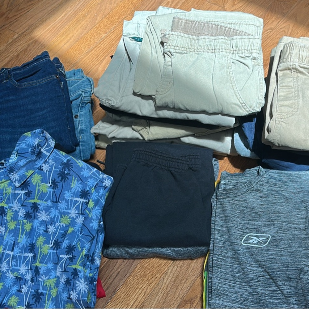 Lot of boys clothes mix sizes 10-18 and huskies. Smoke and Pet free home. - Picture 3 of 4